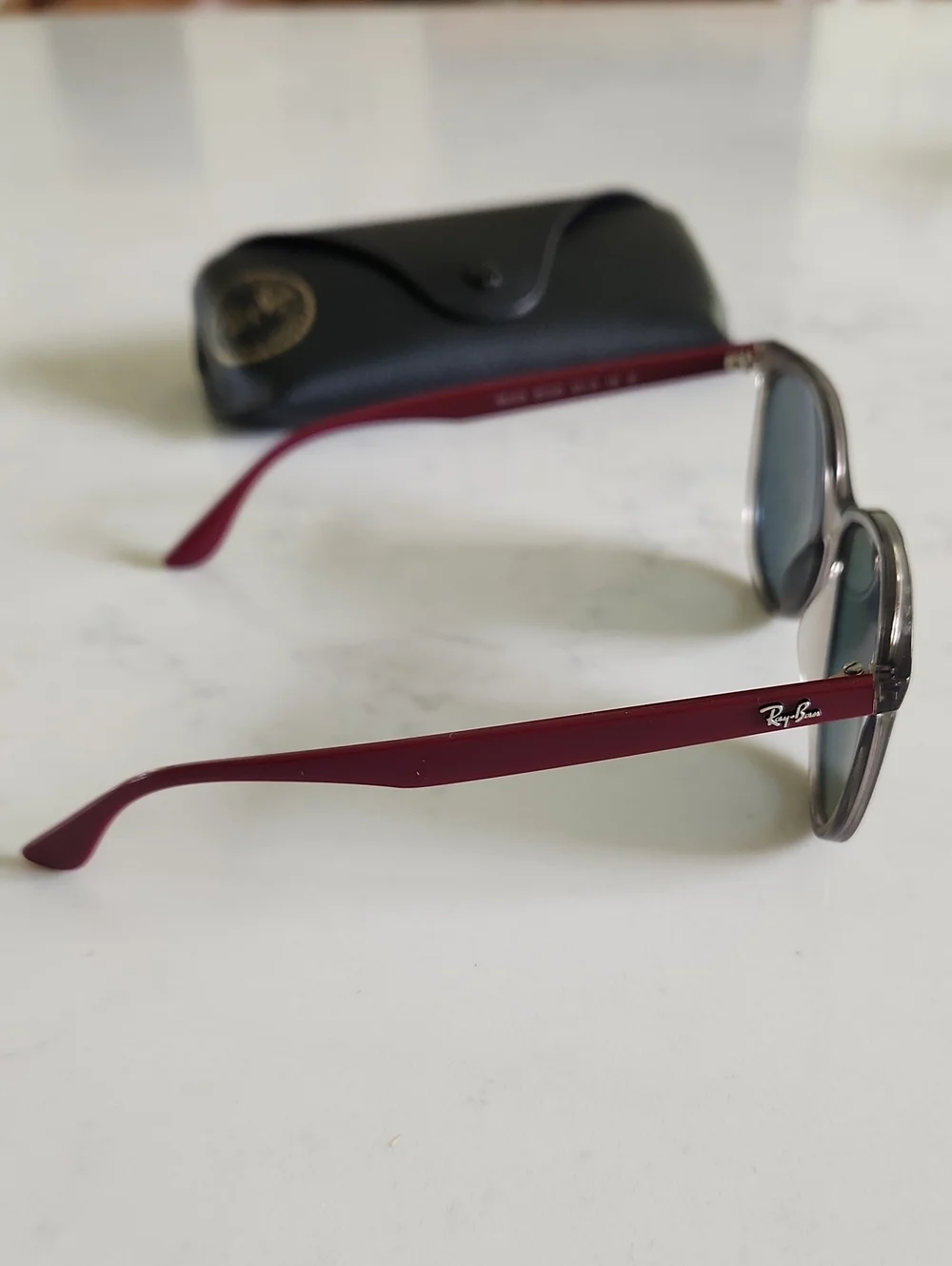 Ray-Ban these ray